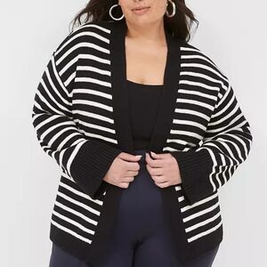Lane Bryant Black and White Striped Women's Sweater 26/28